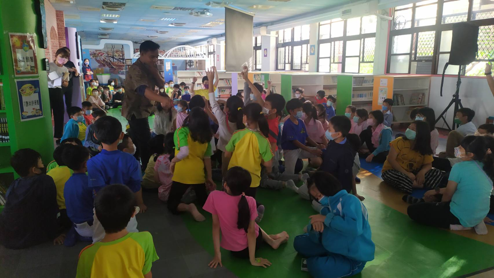 多個機會找回一個「臺灣野孩子」全省52場校園巡迴放映講座